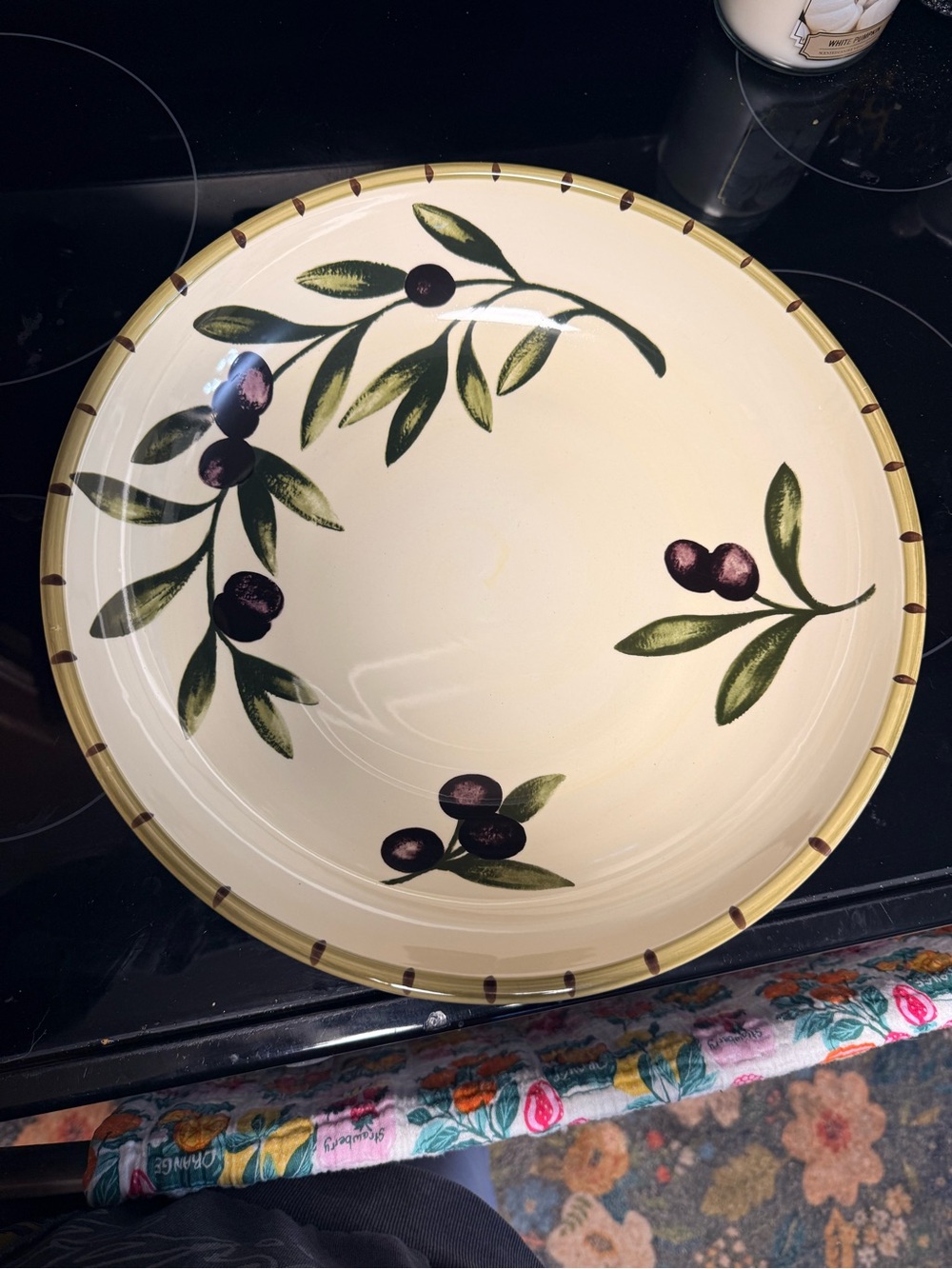 William Sonoma Olive Branch Ceramic Serving Bowl in Cream and Green